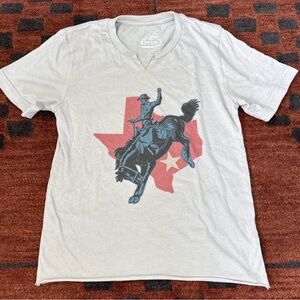Stylish Graphic Tee with Texas Rodeo Design